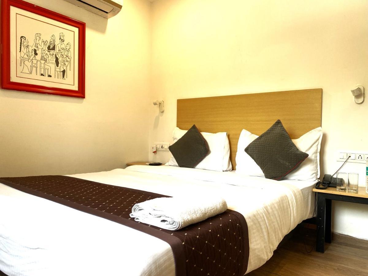 Qotel Hotel Ip Residency East Delhi Preet Vihar New Delhi Bagian luar foto