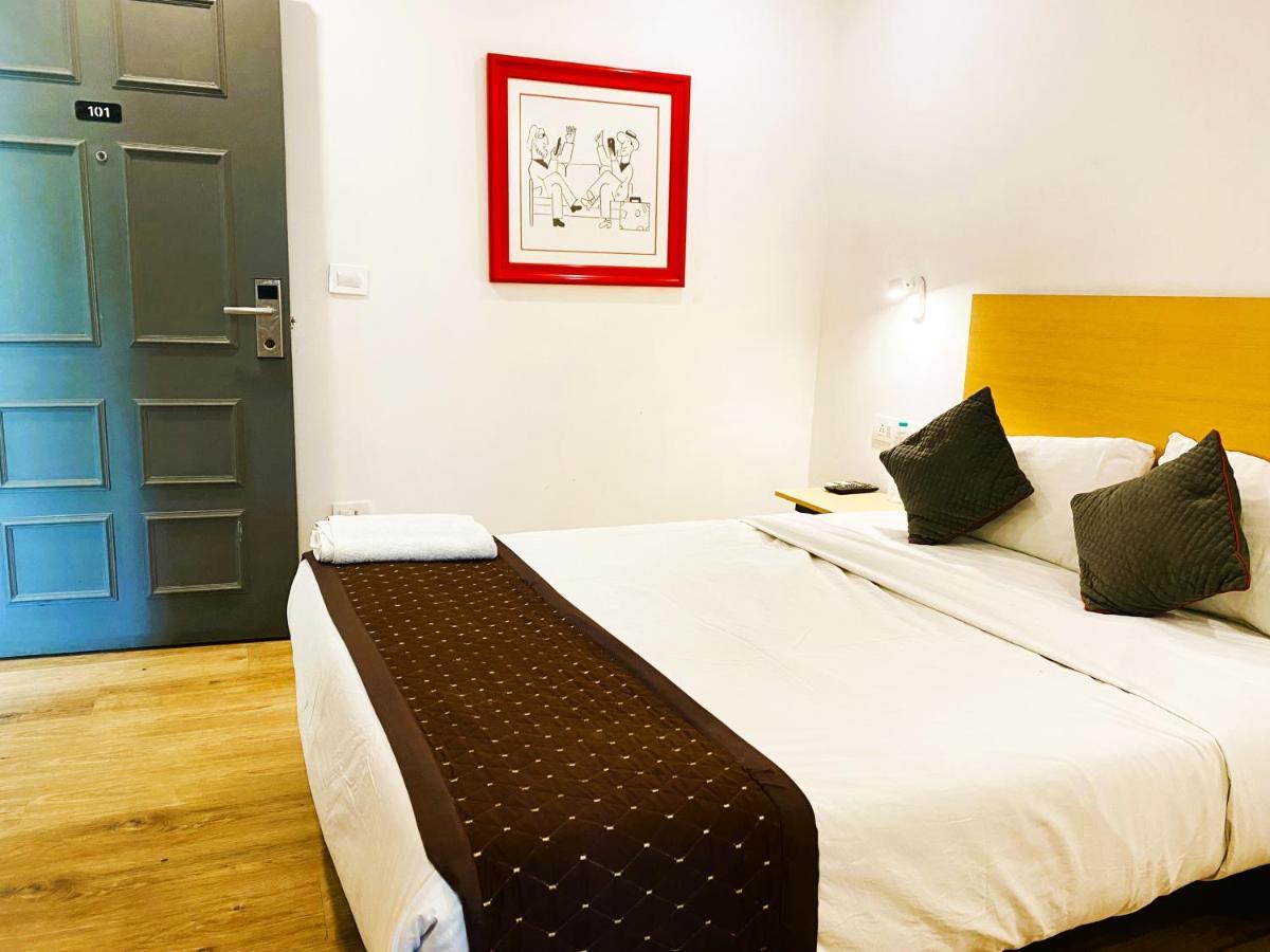 Qotel Hotel Ip Residency East Delhi Preet Vihar New Delhi Bagian luar foto