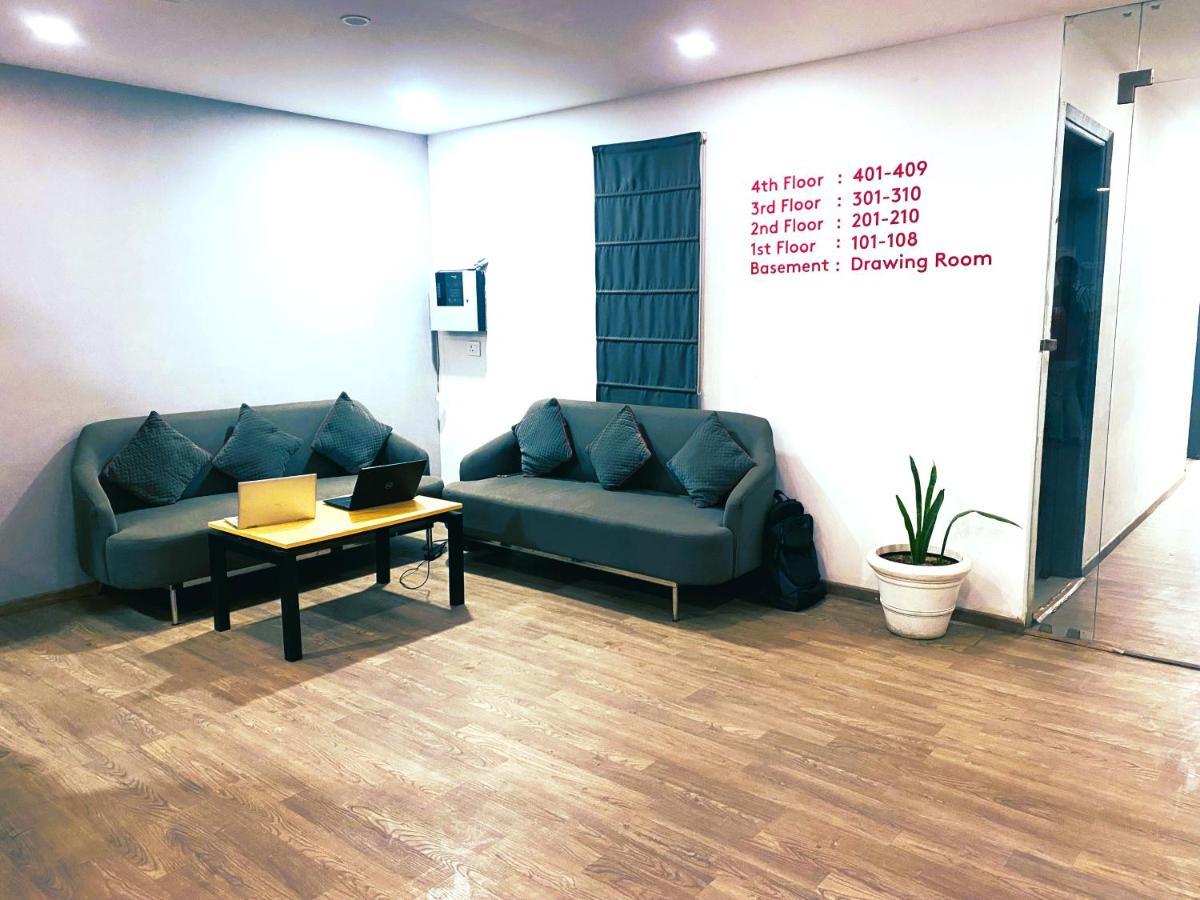 Qotel Hotel Ip Residency East Delhi Preet Vihar New Delhi Bagian luar foto