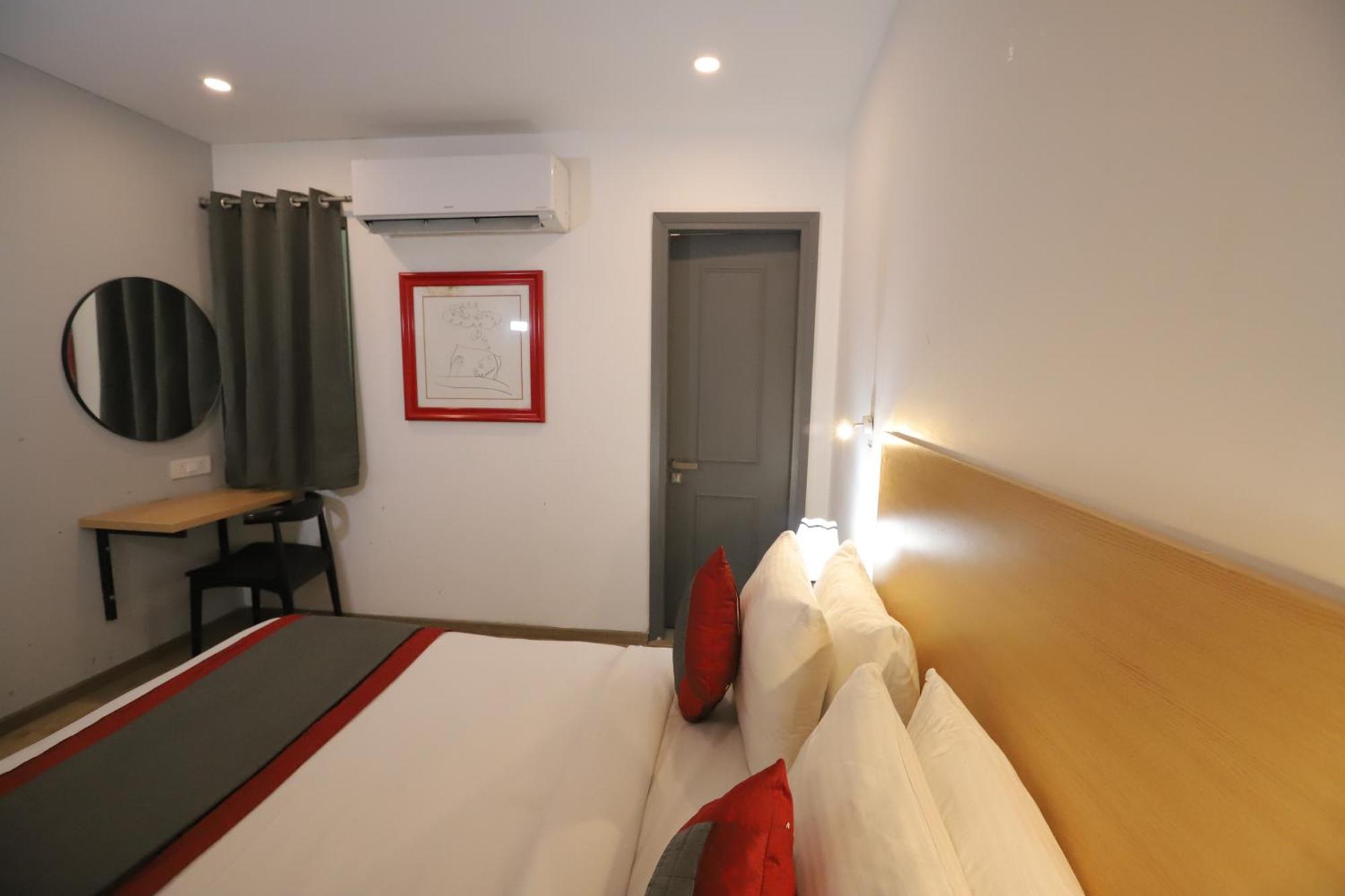 Qotel Hotel Ip Residency East Delhi Preet Vihar New Delhi Bagian luar foto